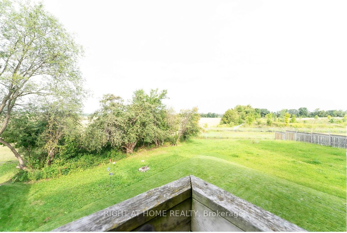 42 Forsyth Cres