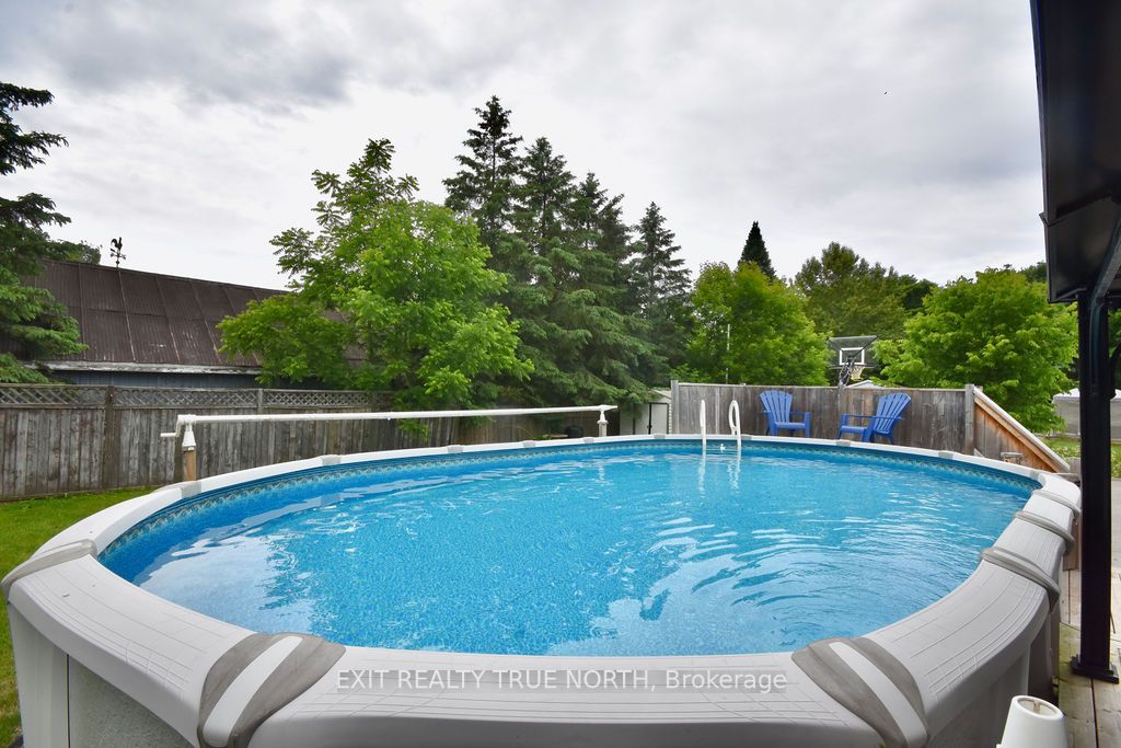 12 Huron St