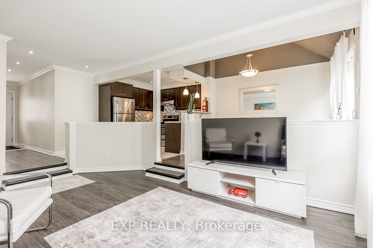 12 Lankin Blvd, #39