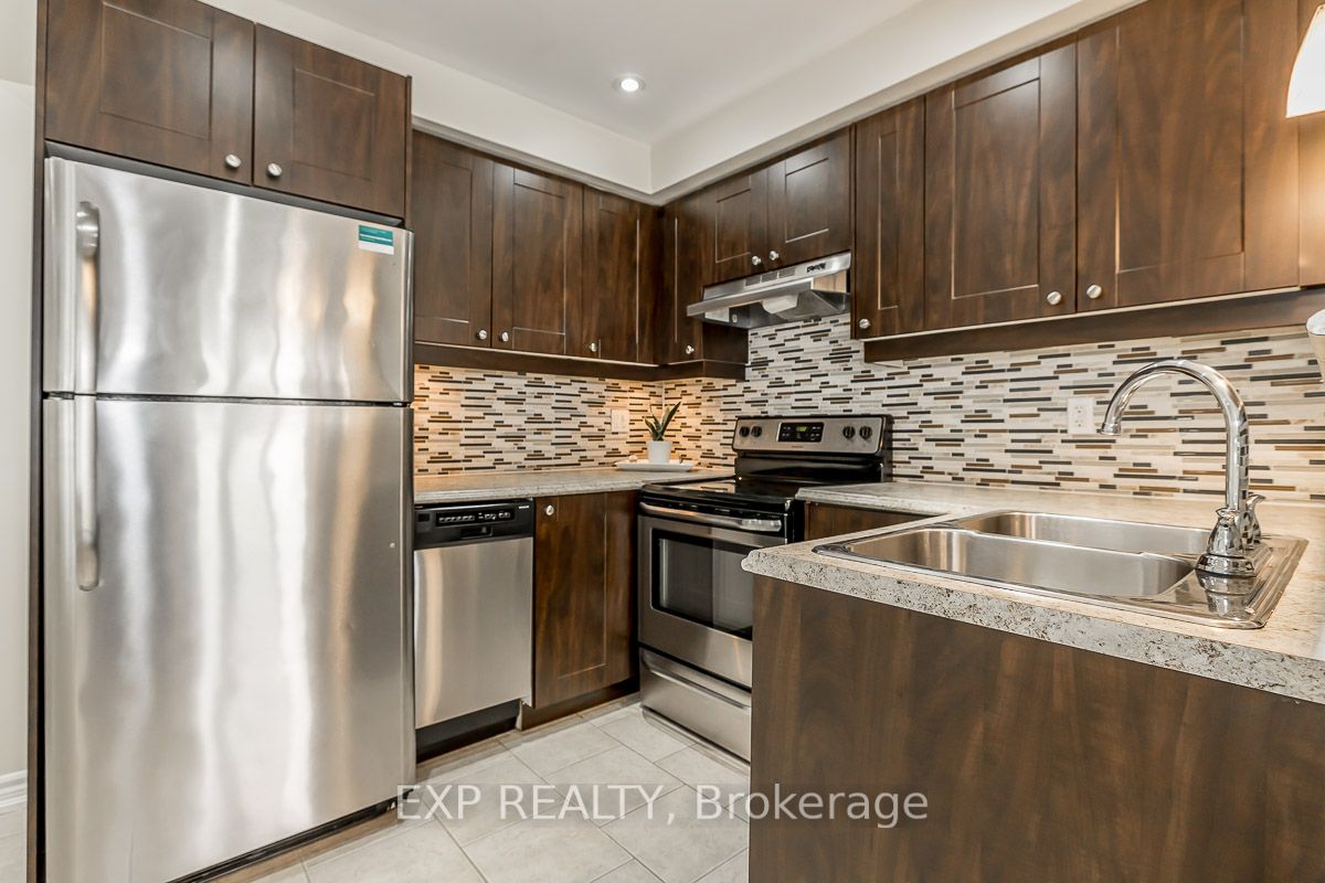 12 Lankin Blvd, #39