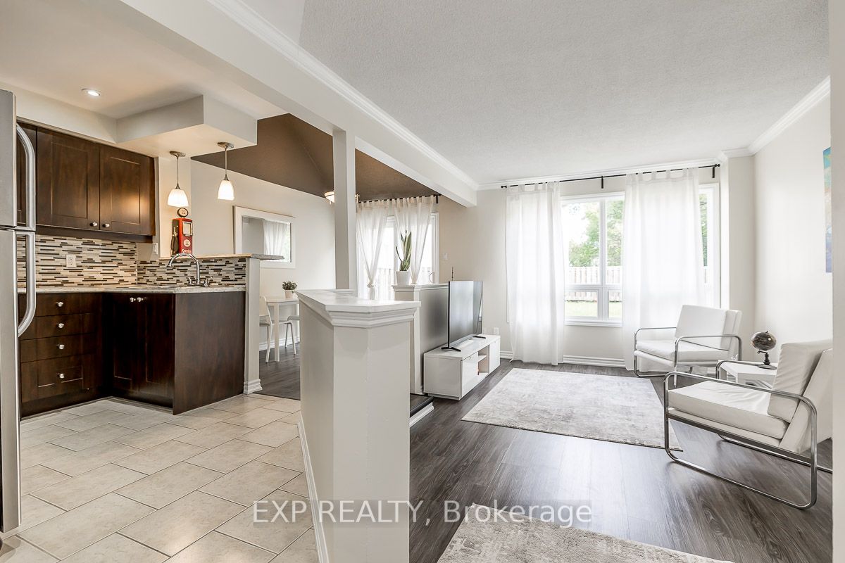 12 Lankin Blvd, #39