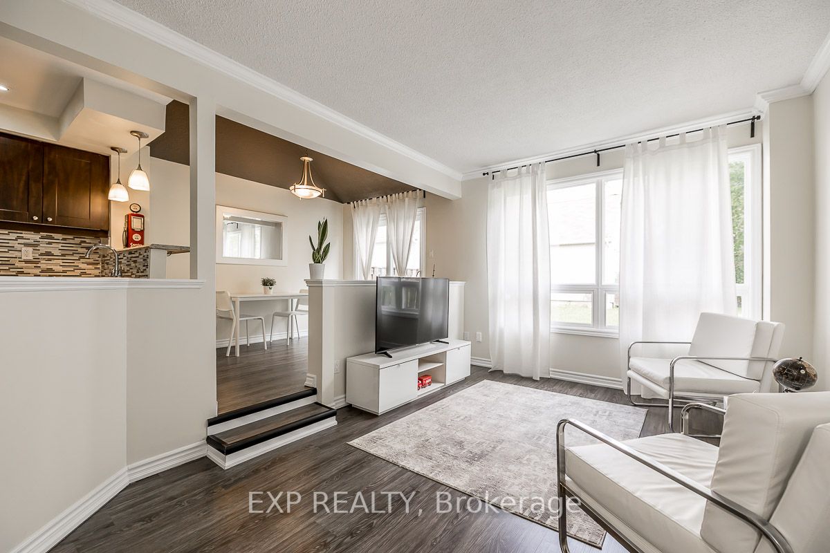 12 Lankin Blvd, #39