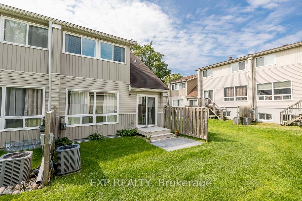 12 Lankin Blvd, #39