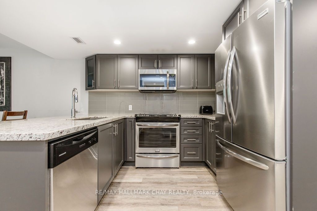 80 Horseshoe Blvd, #307