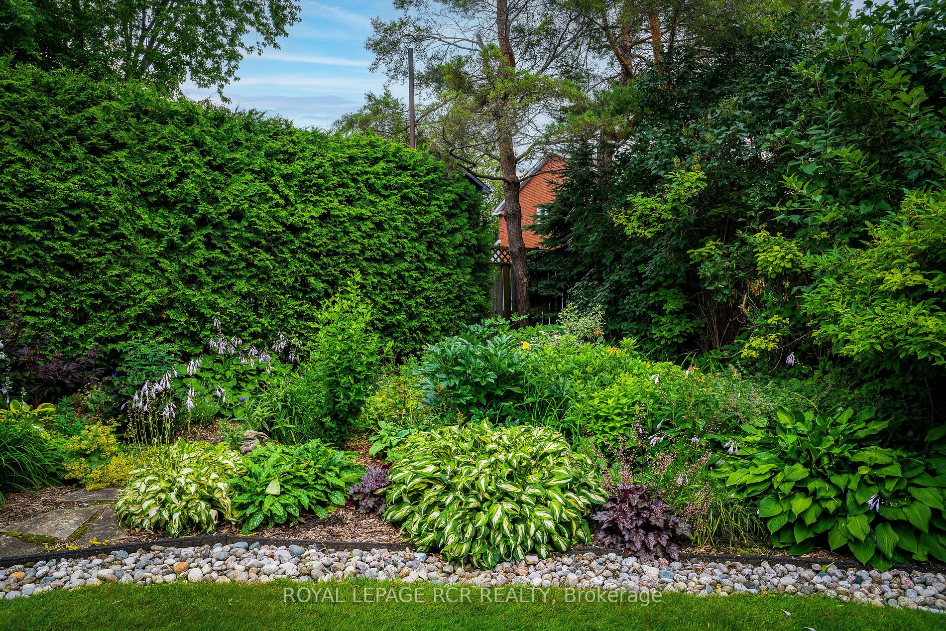 7 Burnside Crt