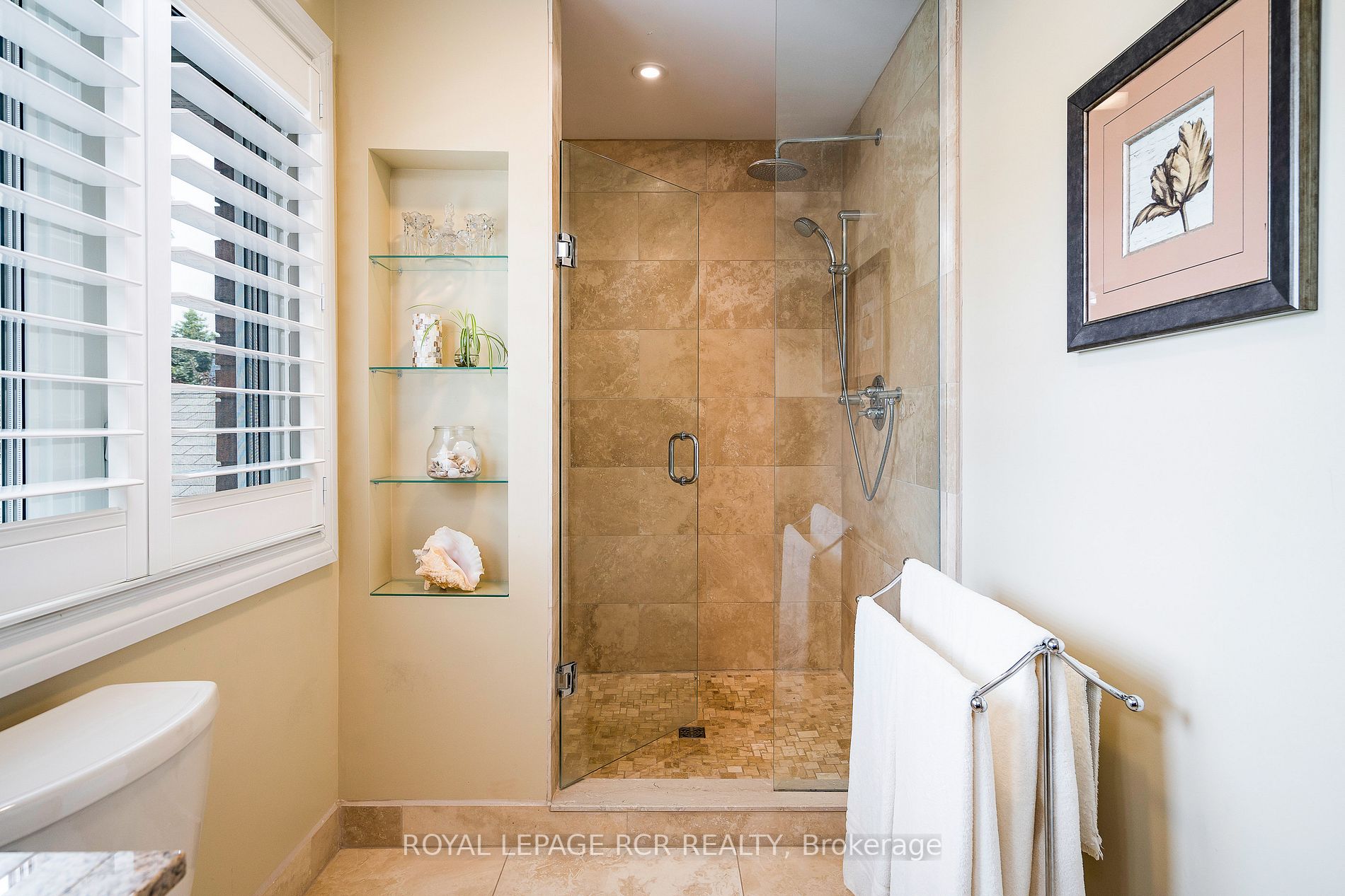 7 Burnside Crt