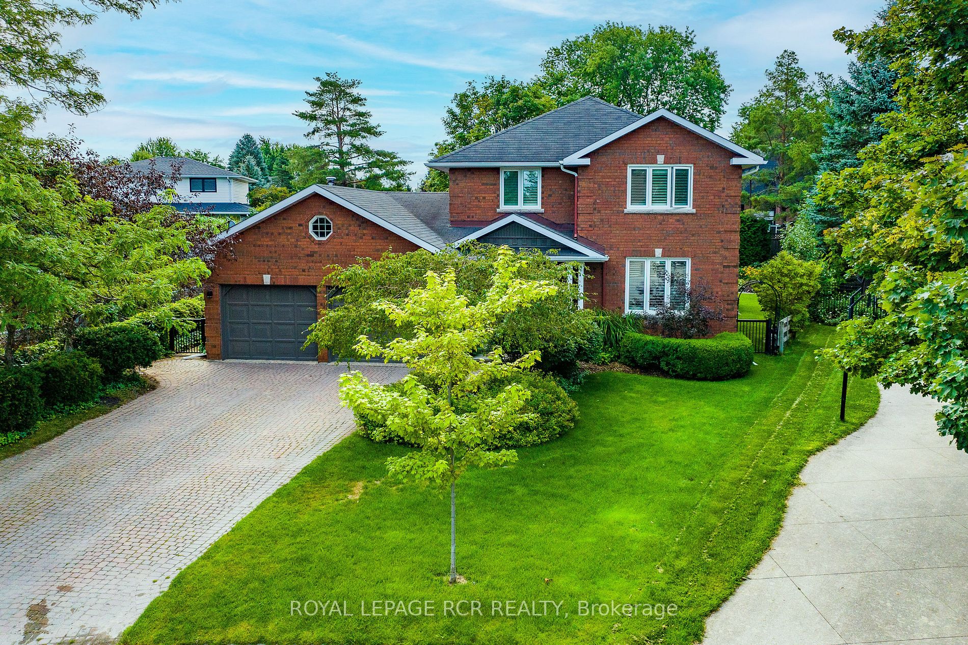 7 Burnside Crt