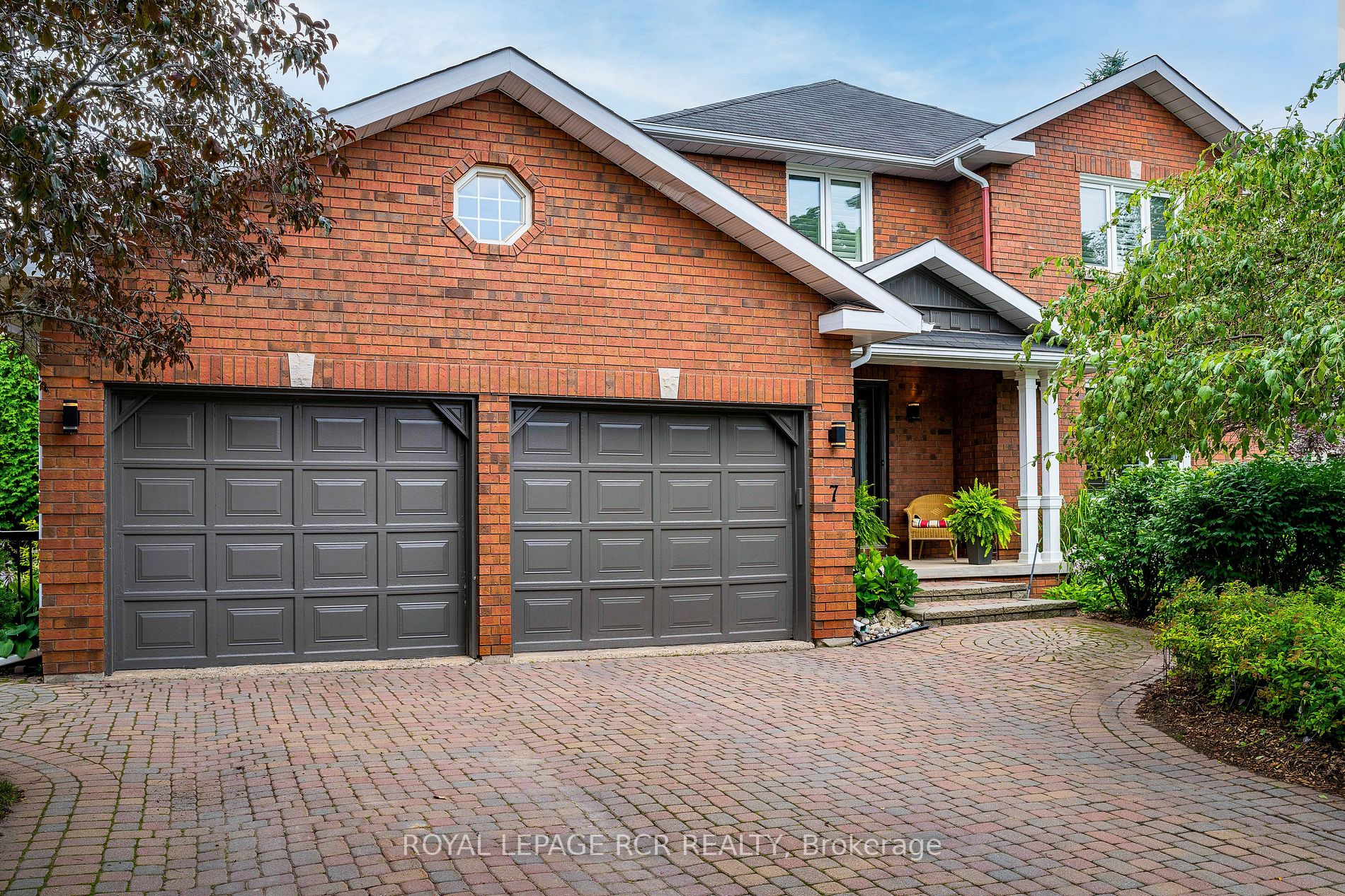 7 Burnside Crt