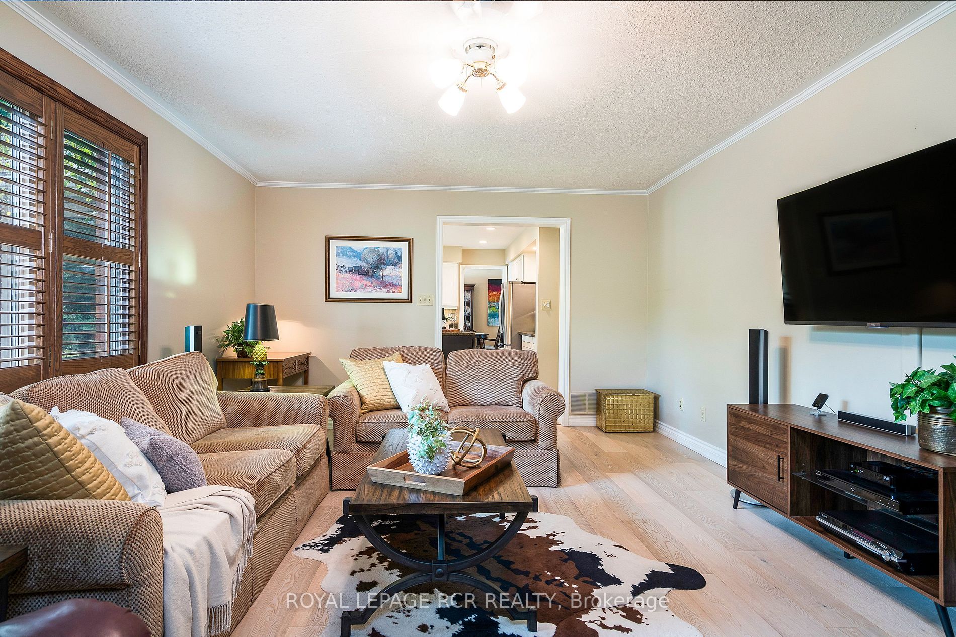 7 Burnside Crt