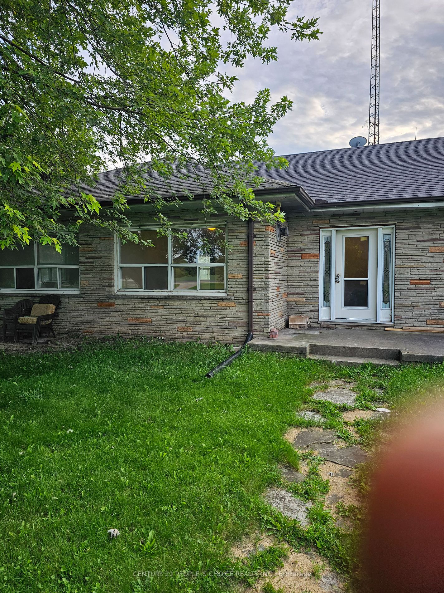 674 Penetanguishene Rd
