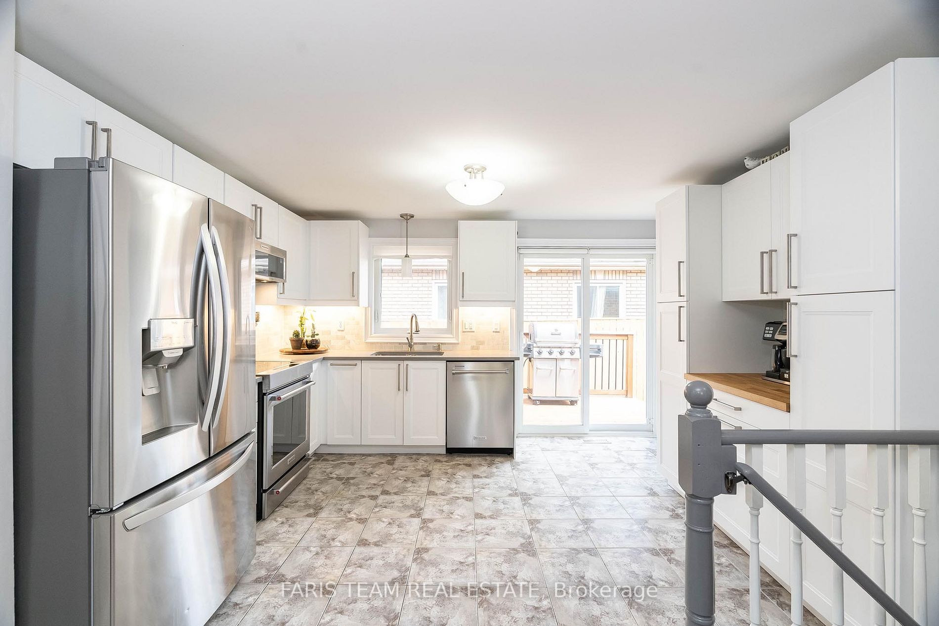 54 Douglas Dr