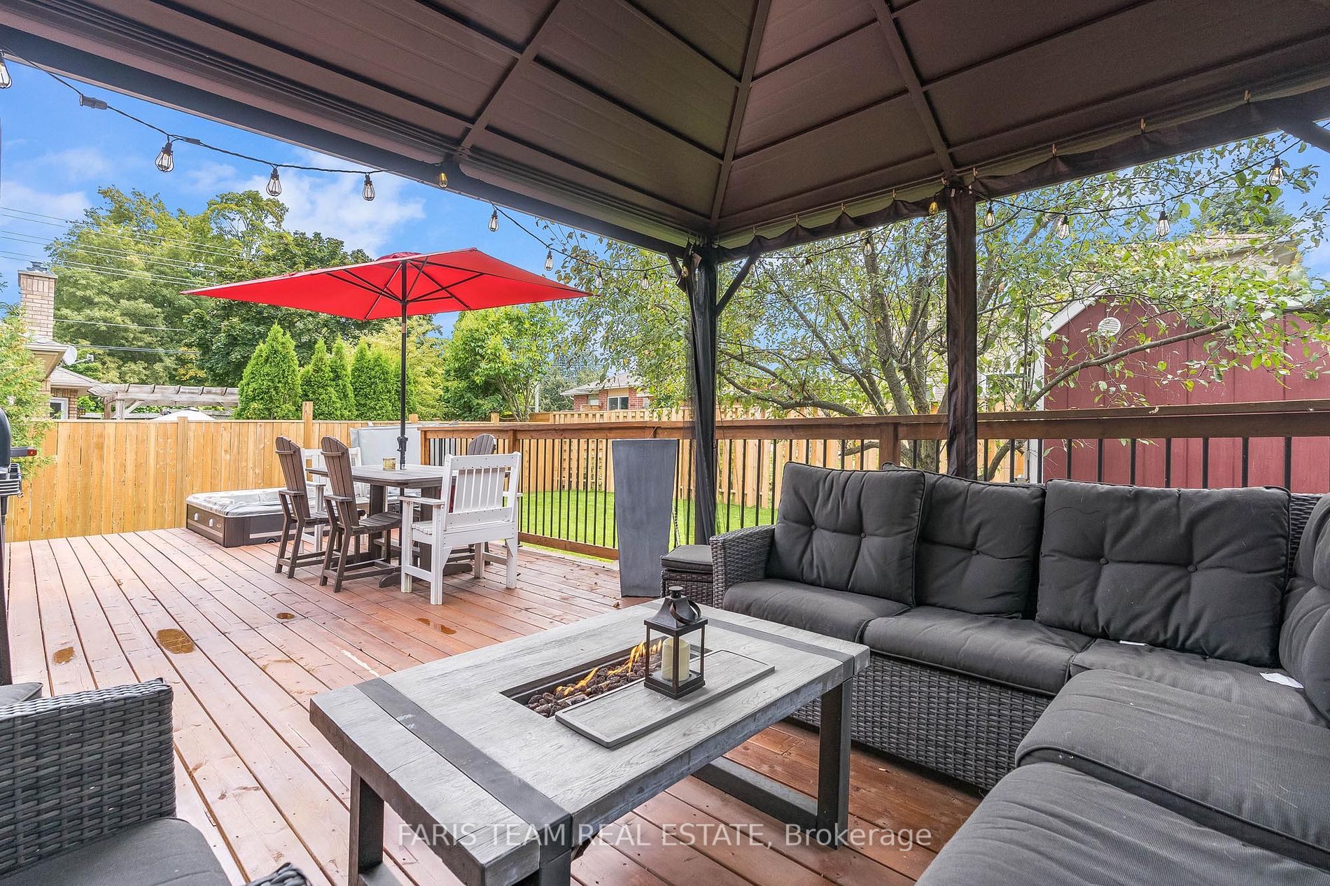 54 Douglas Dr