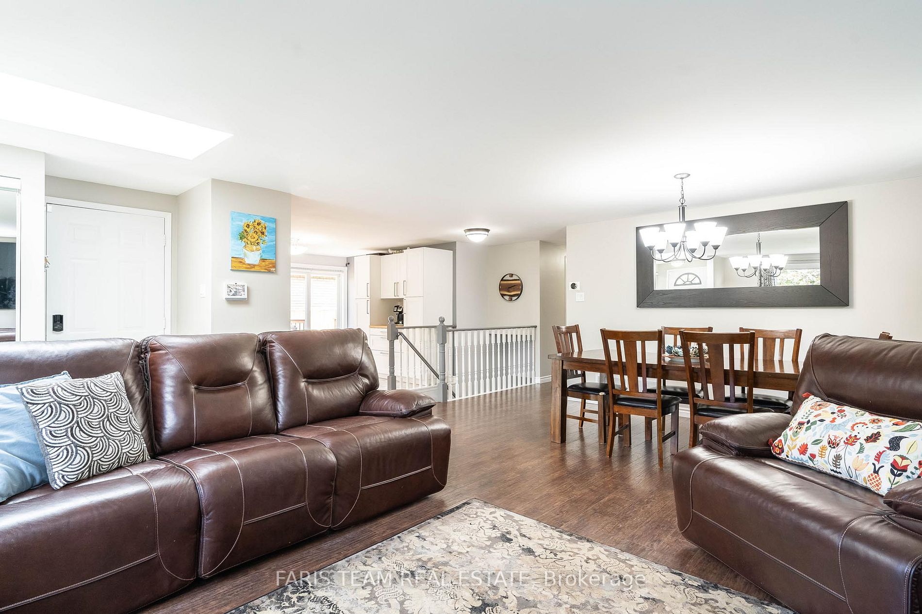 54 Douglas Dr