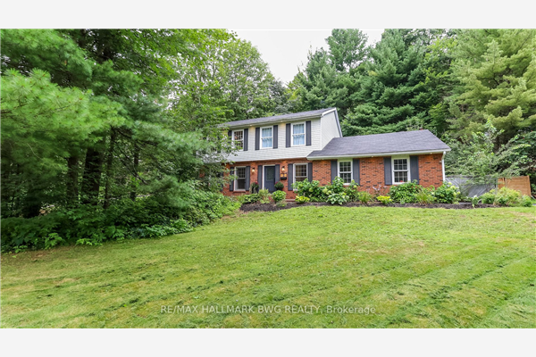 2 Coles Crt, Springwater