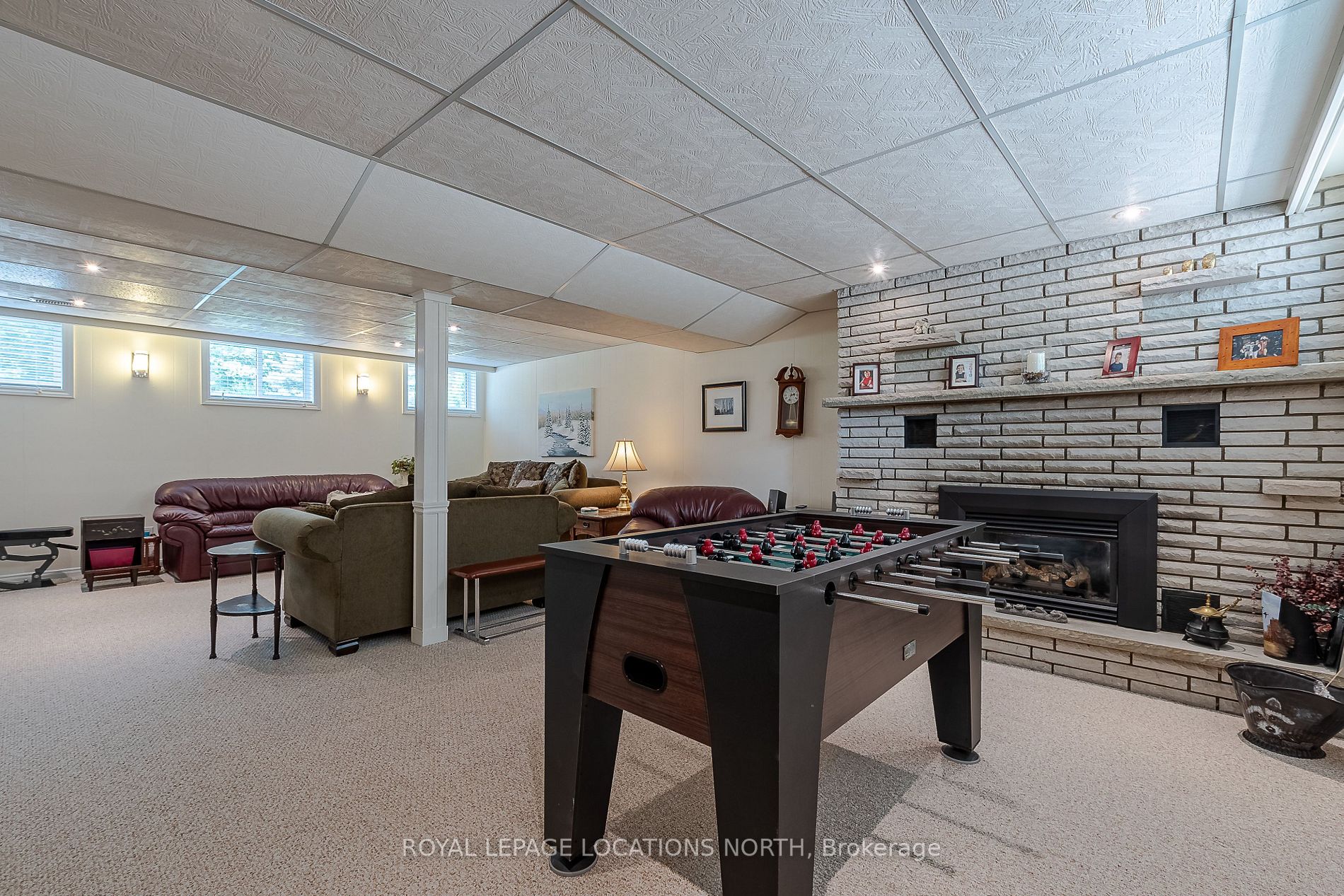 205 Park Dr E