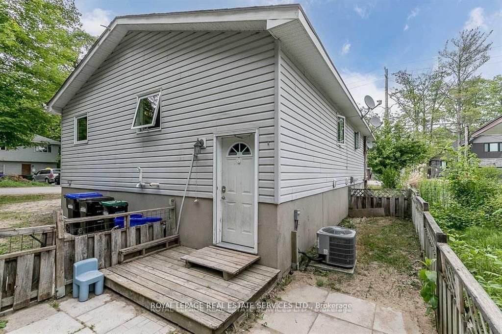 114 Sunnidale Road S