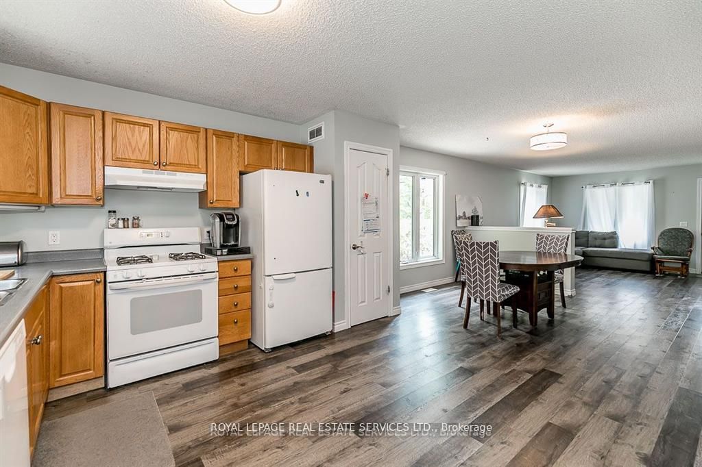 114 Sunnidale Road S