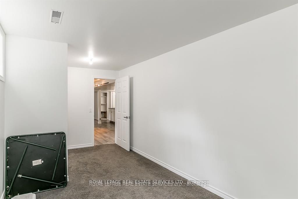 114 Sunnidale Road S