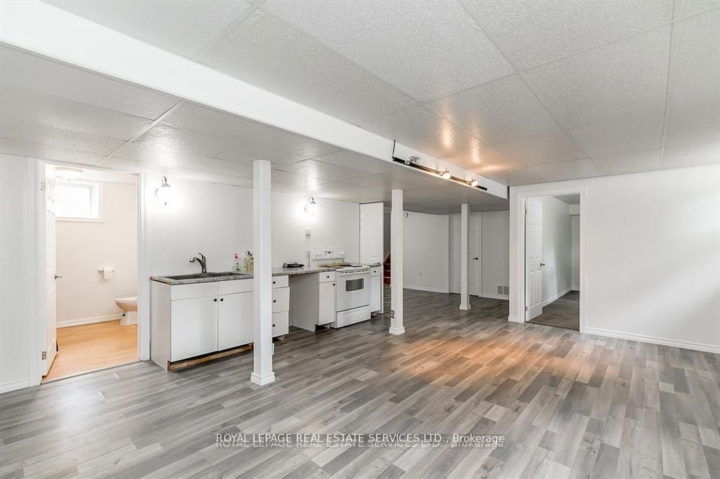 114 Sunnidale Road S