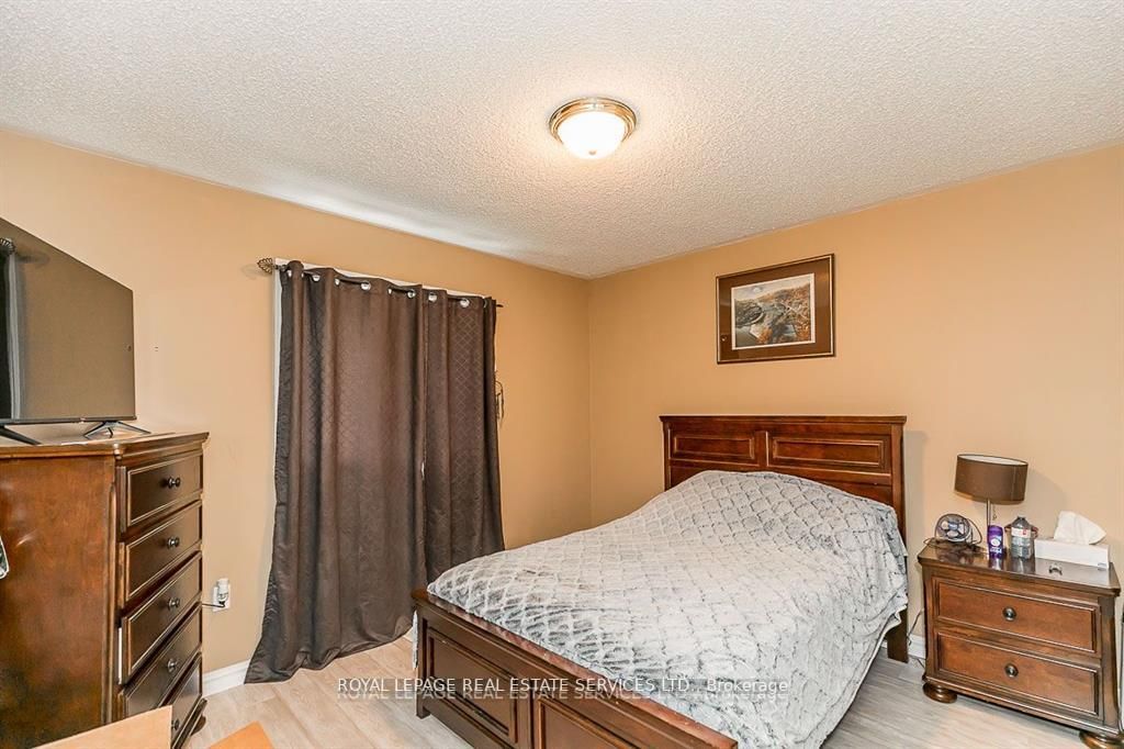 114 Sunnidale Road S