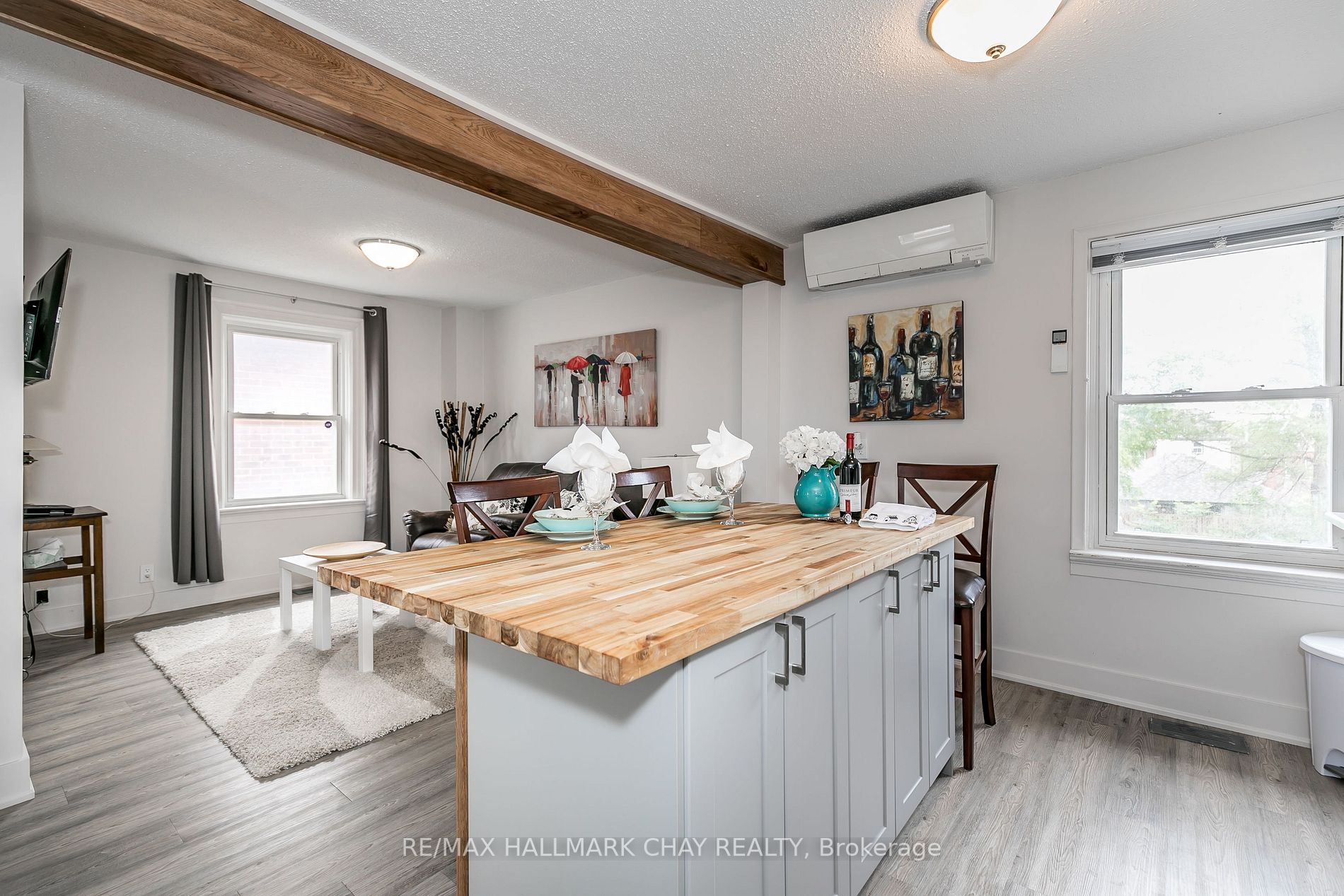 38 Tiffin St