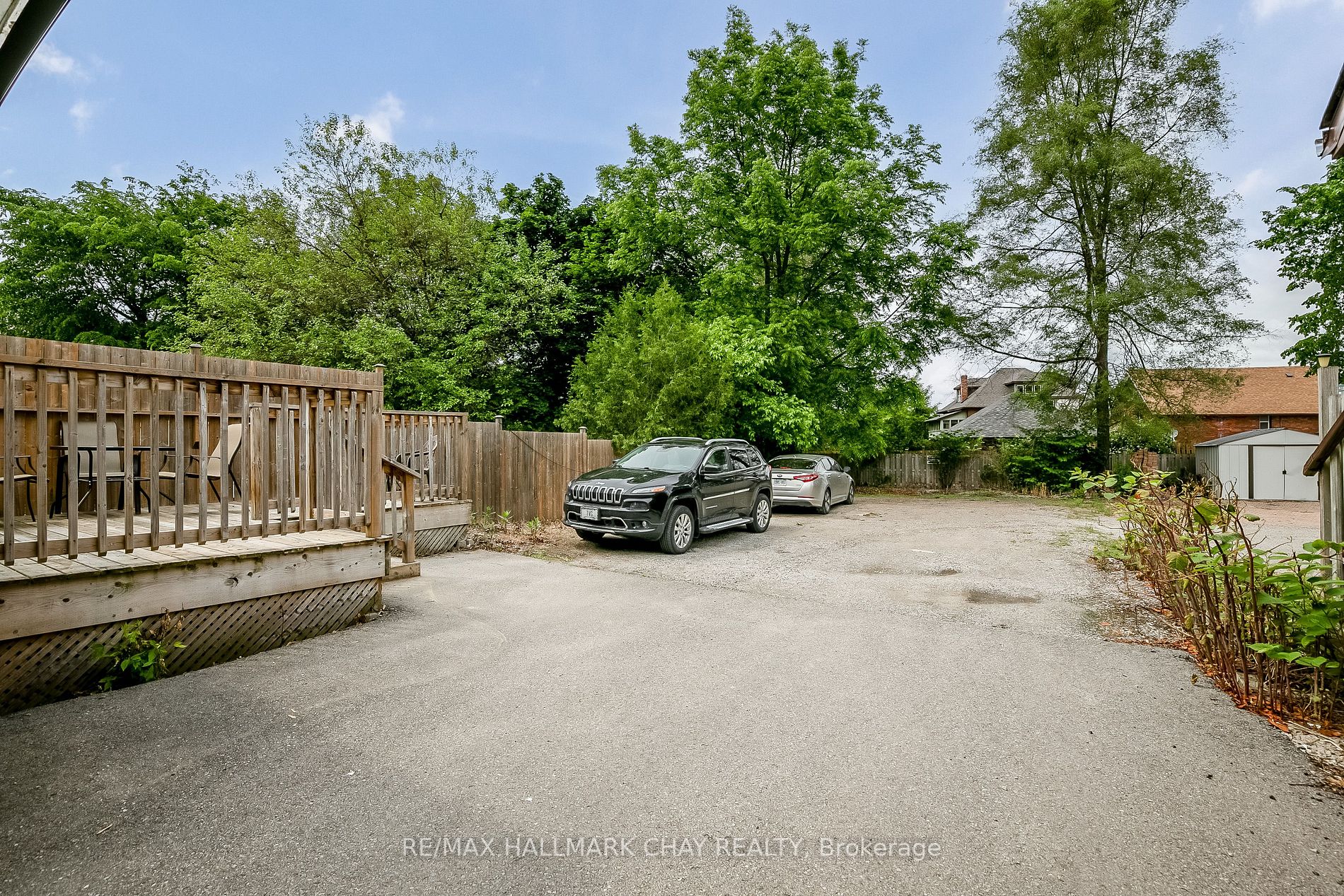 38 Tiffin St