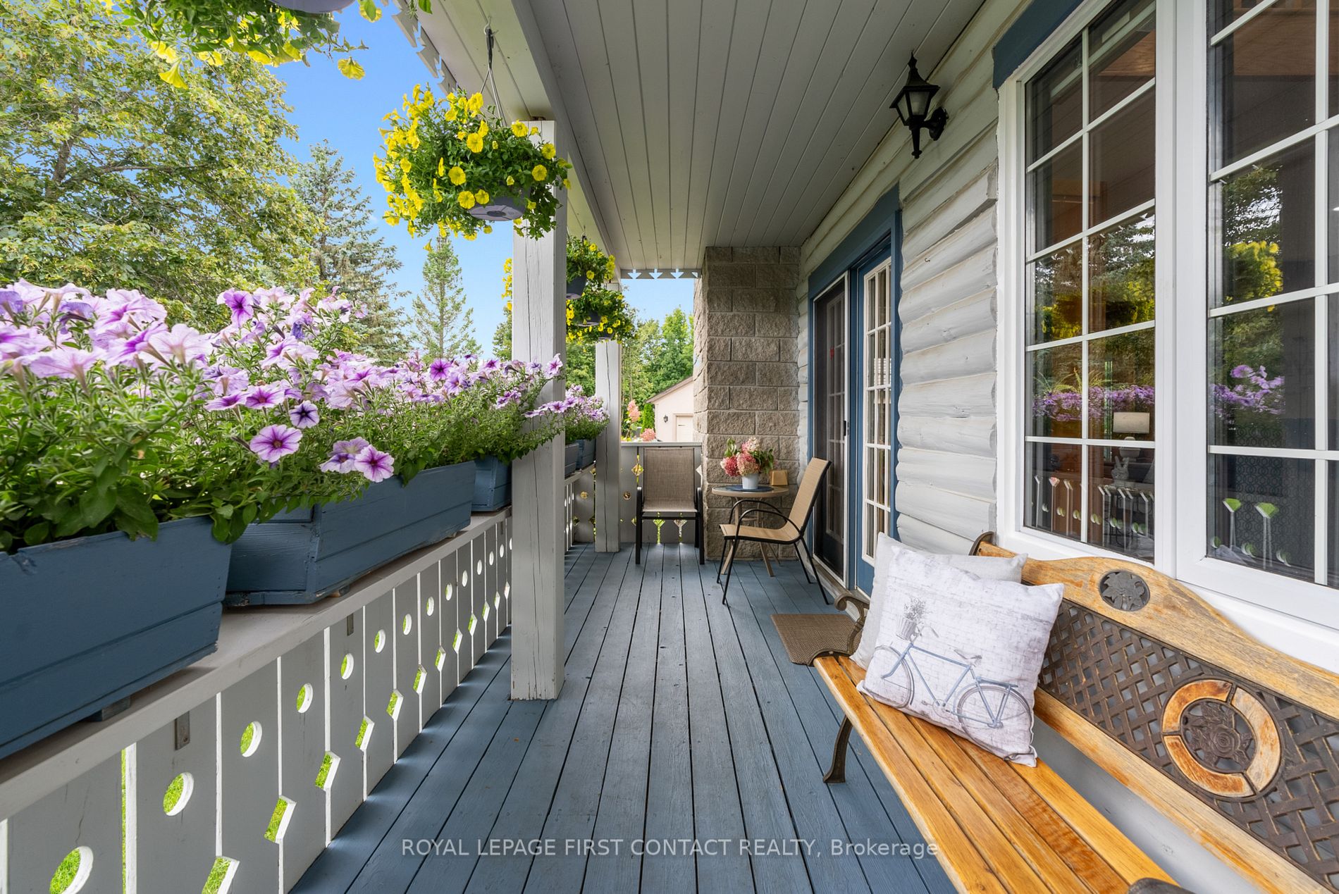 24 Valleyview Dr