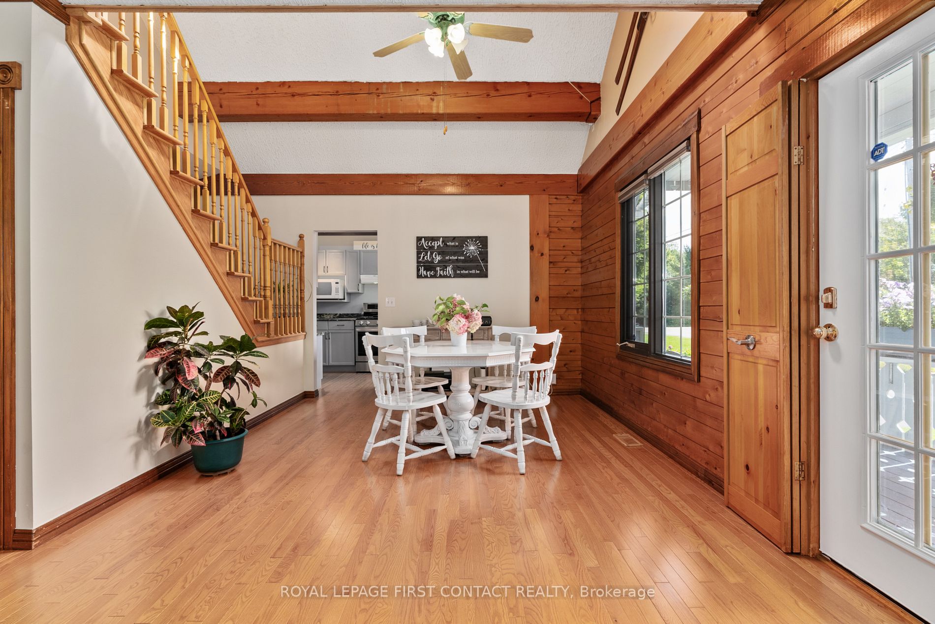 24 Valleyview Dr