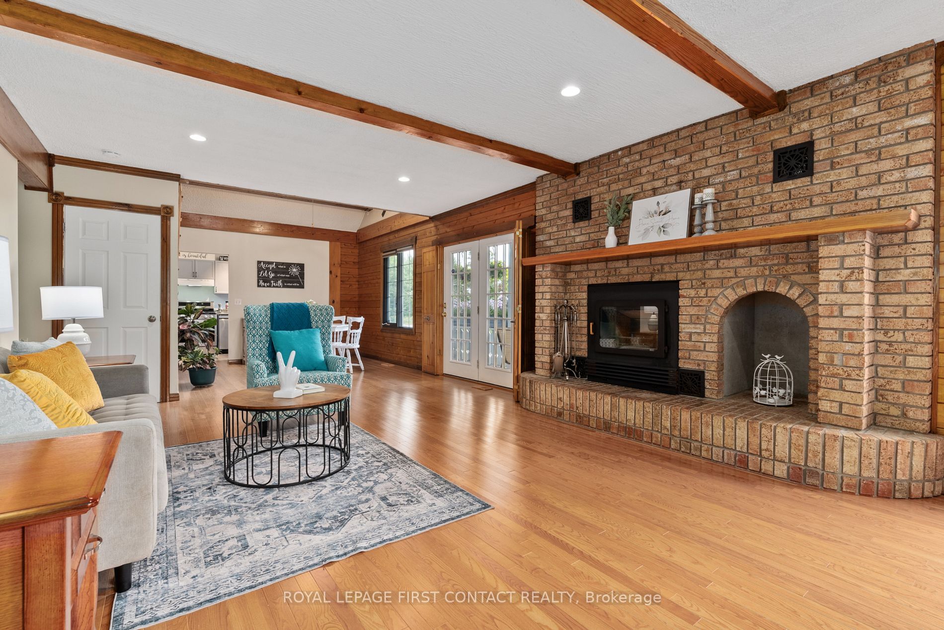 24 Valleyview Dr