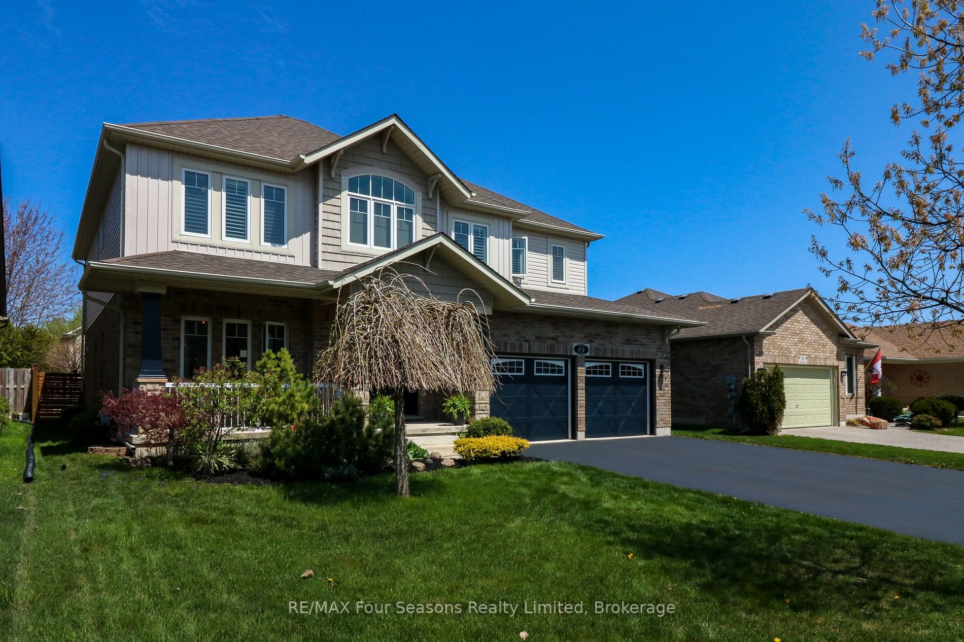 84 Connor Ave