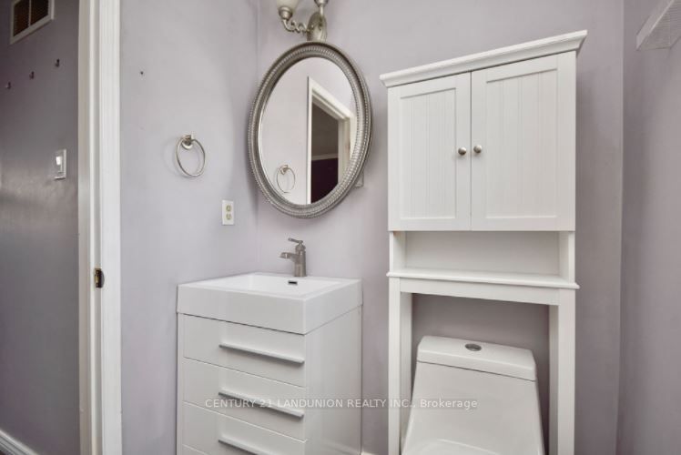 6 Milne Crt