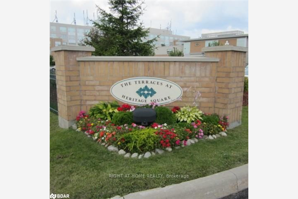 94 Dean Ave, Barrie