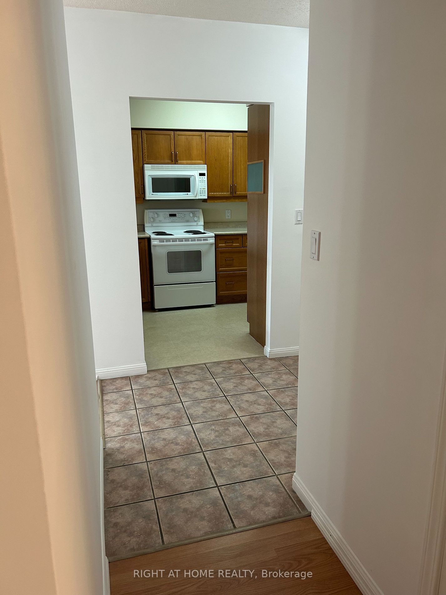 94 Dean Ave, #201