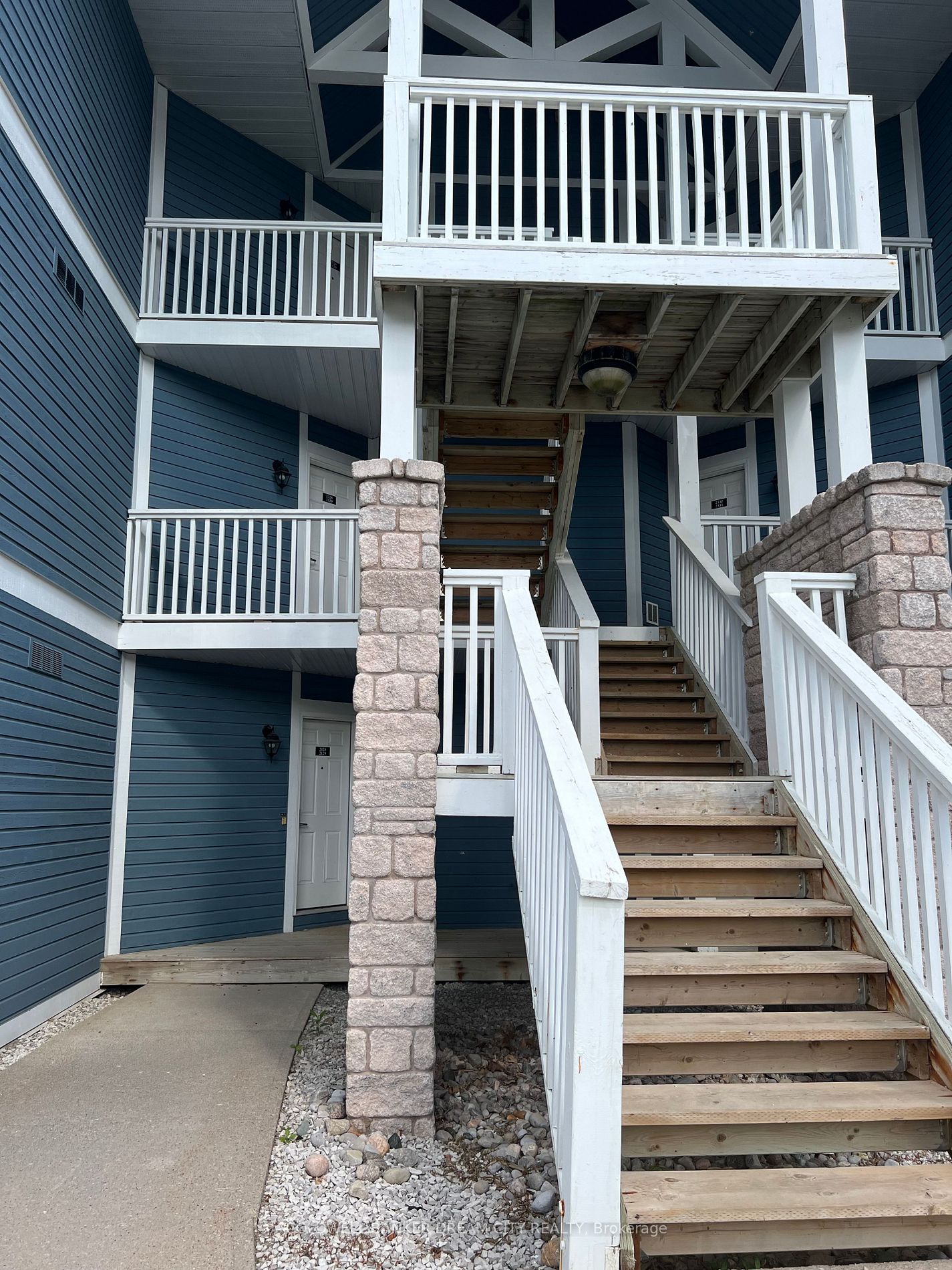 90 Highland Dr, #2329