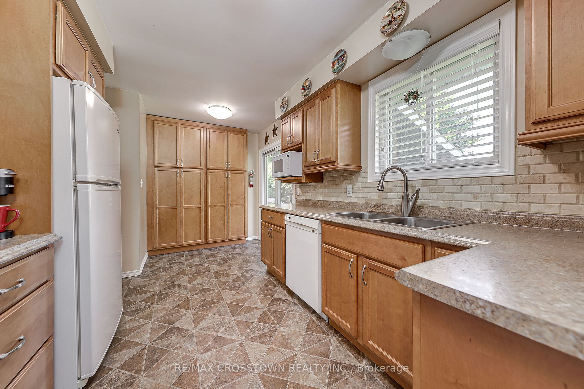 119 Patricia Dr