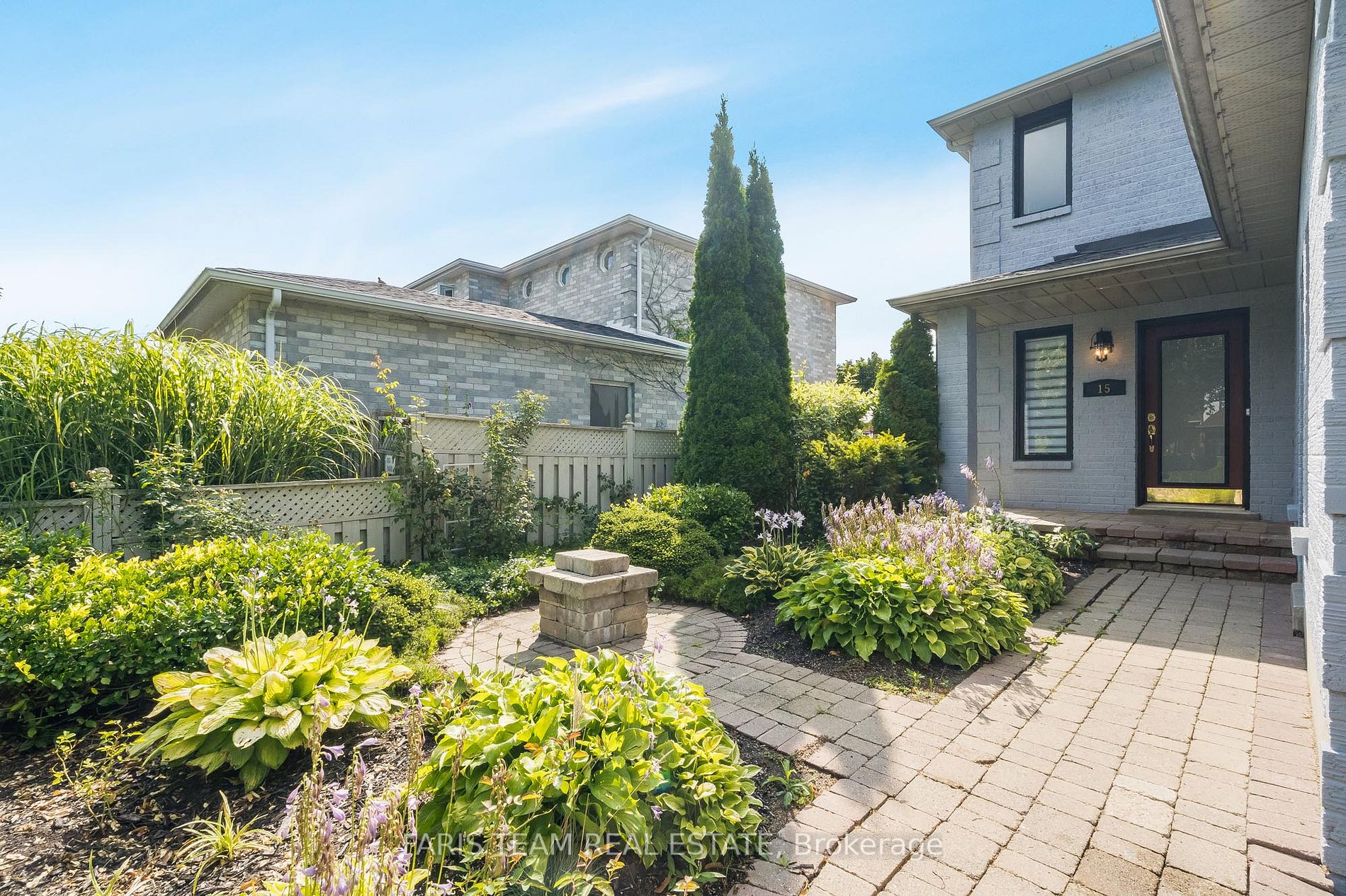 15 Meadowlark Rd