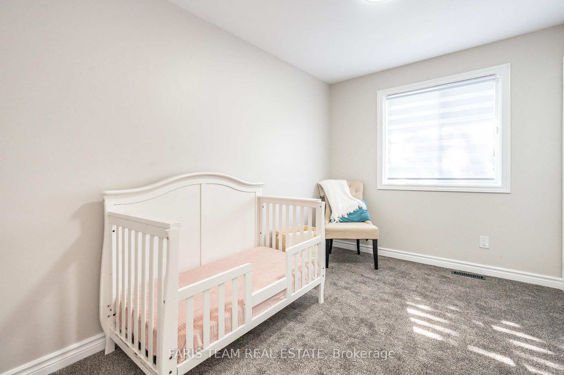 15 Meadowlark Rd