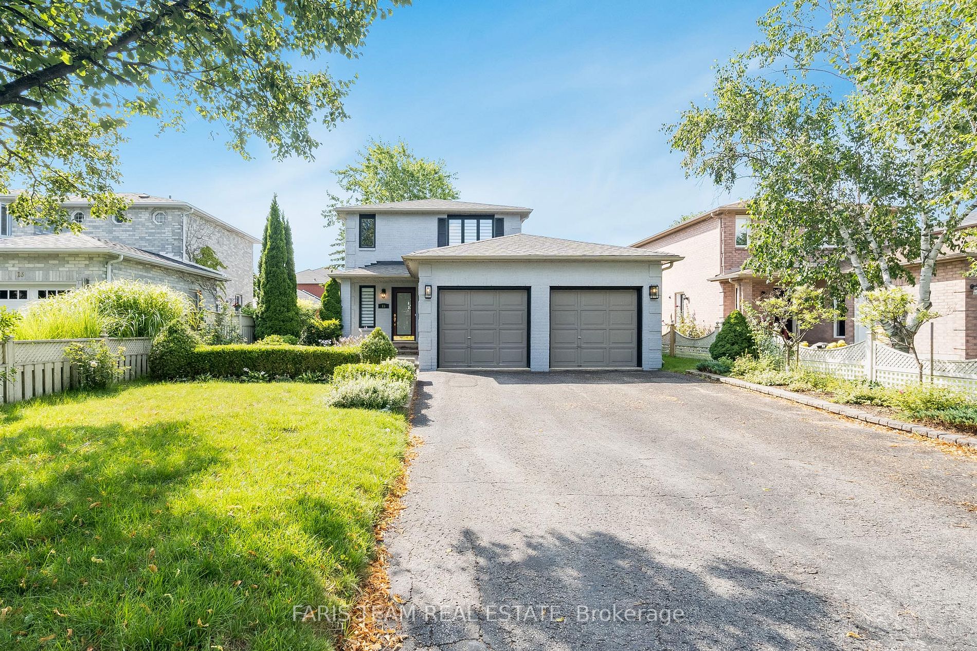15 Meadowlark Rd