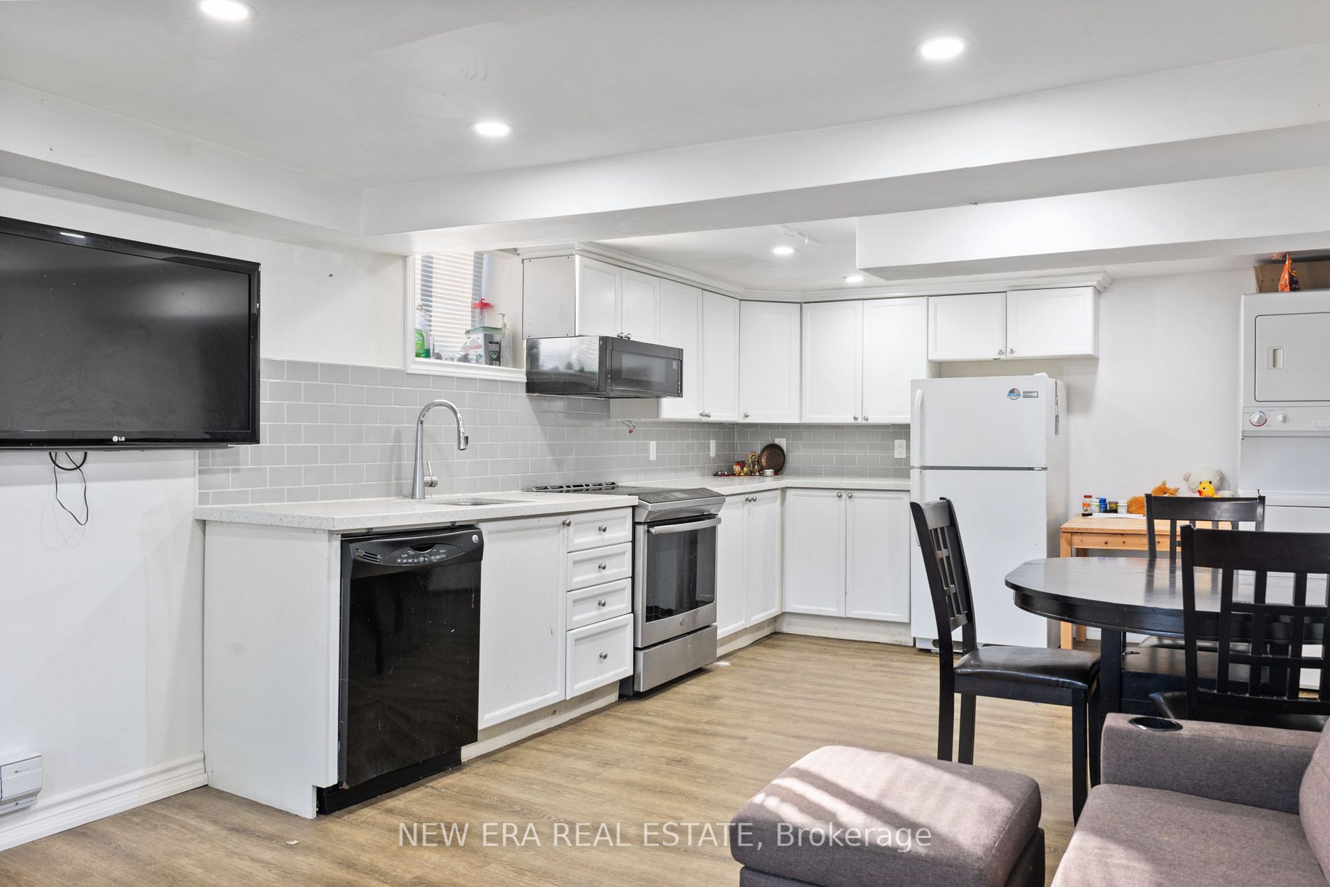 141 Ardagh Rd