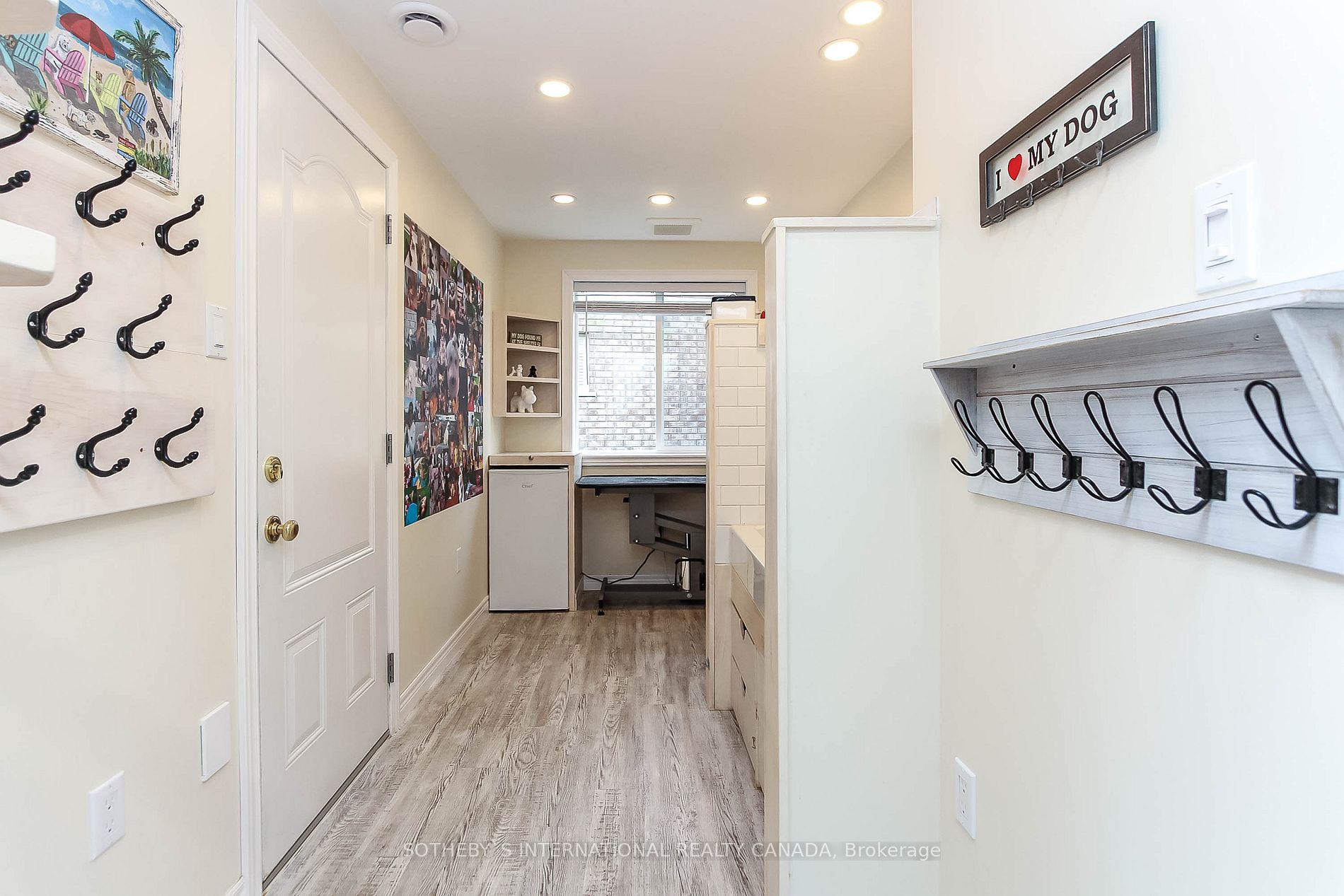 16 Patton St