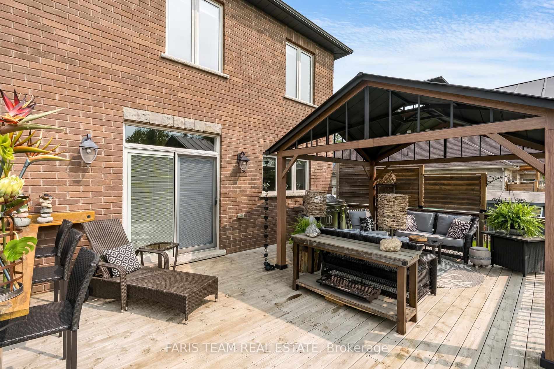 41 Heatherwood Dr