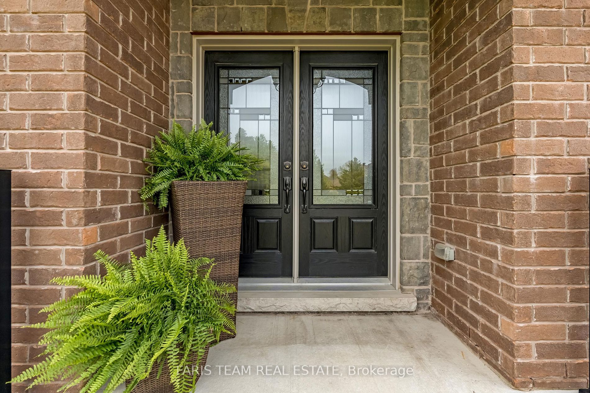 41 Heatherwood Dr