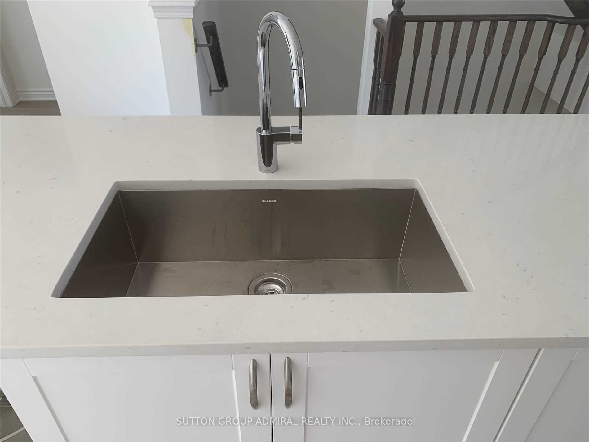 26 Village Gate Dr