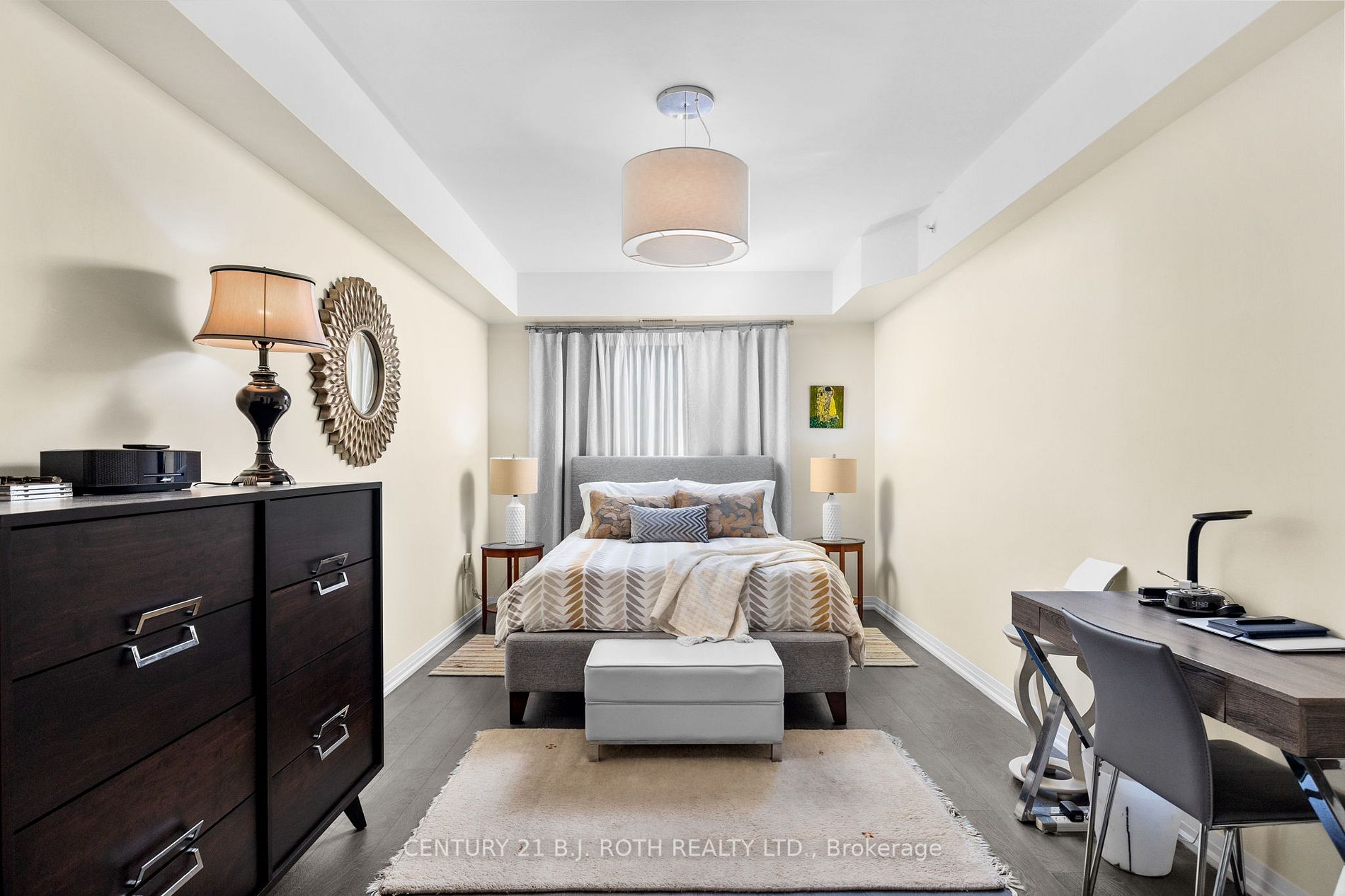 304 Essa Rd, #310