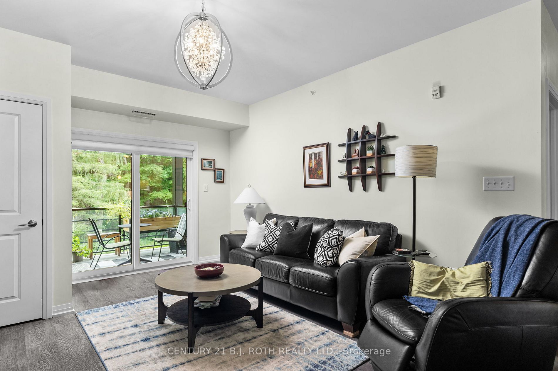 304 Essa Rd, #310