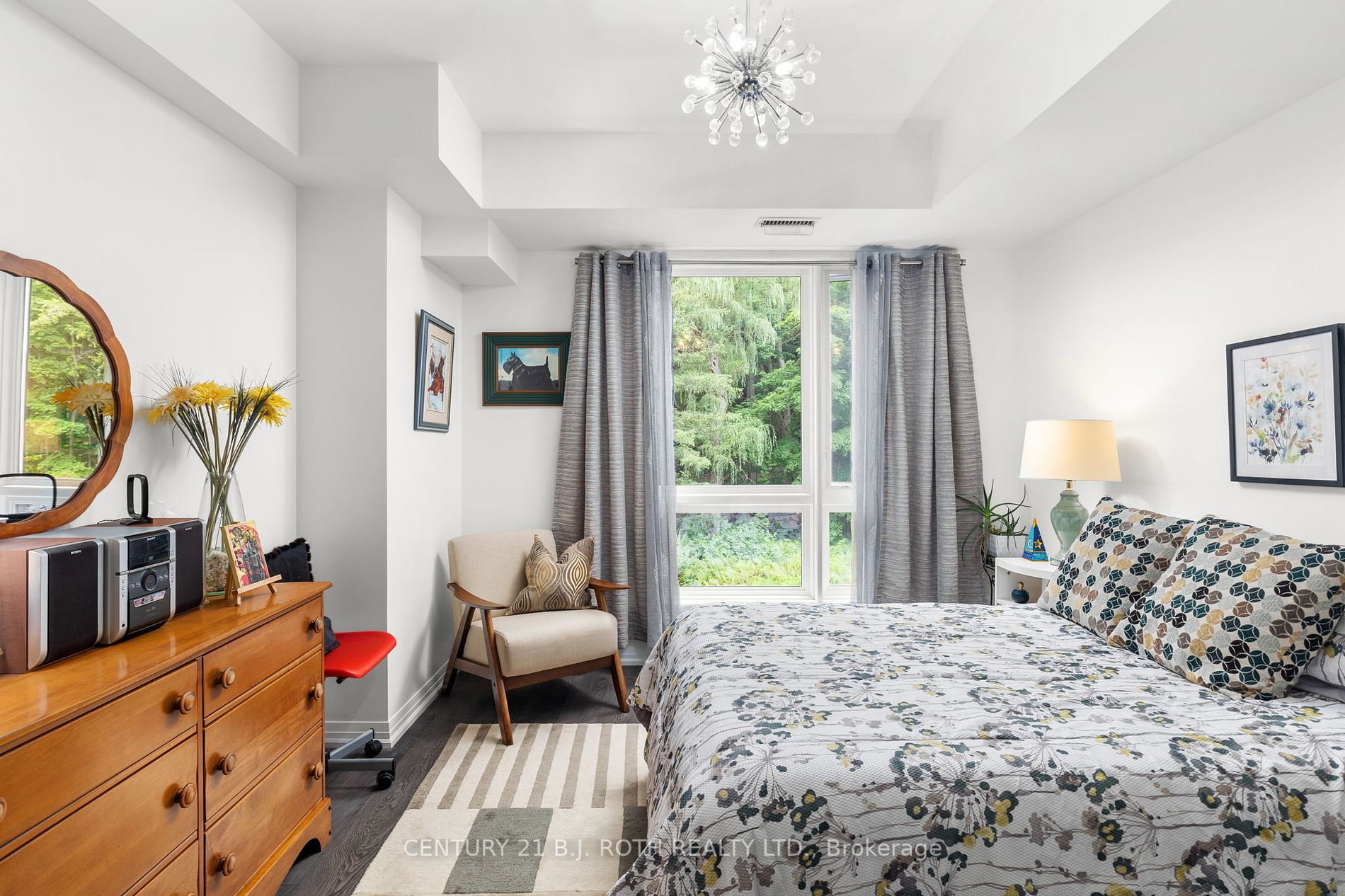 304 Essa Rd, #310