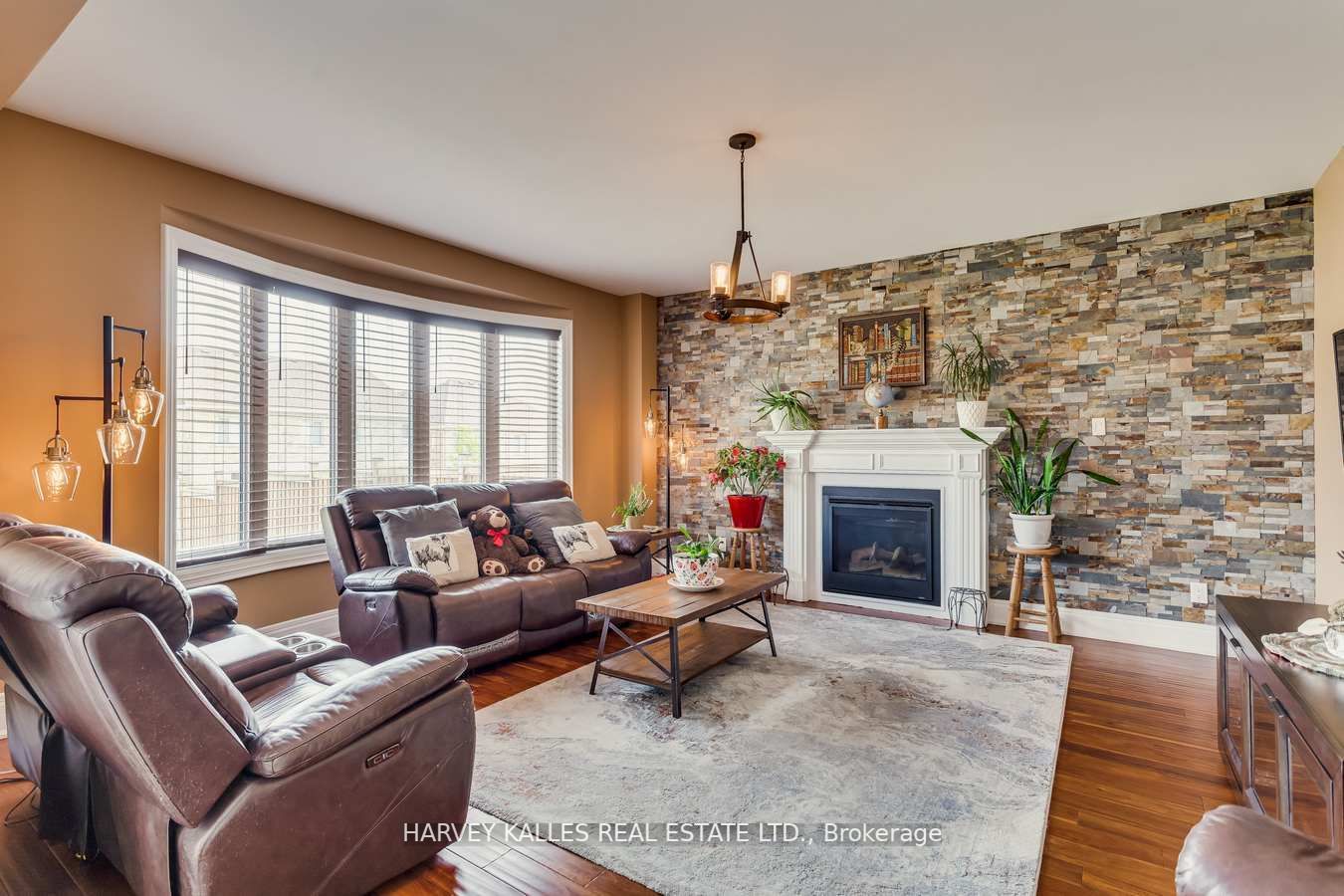 61 Mcisaac Dr
