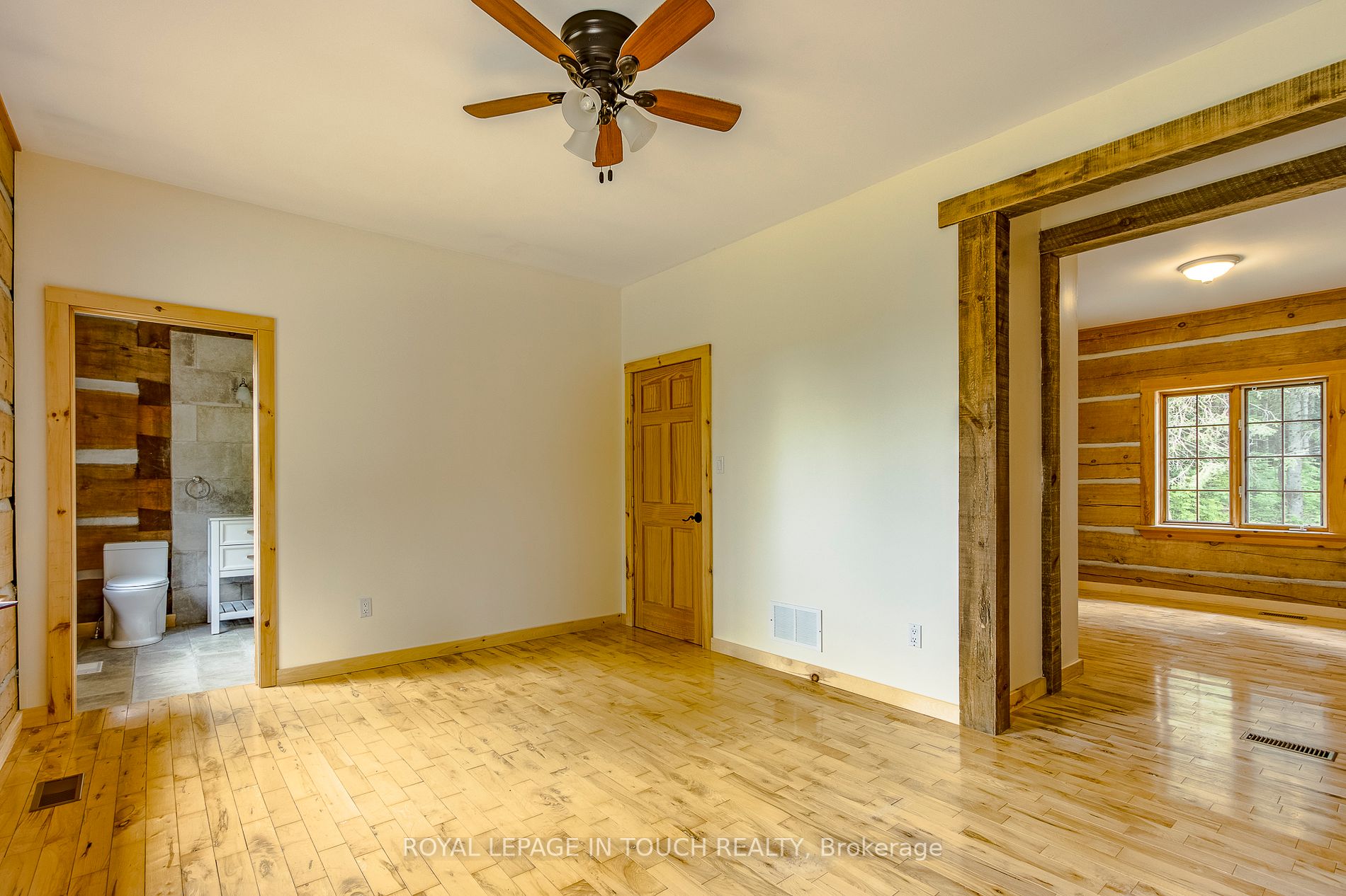 Listing S6782558 - Large Photo # 20