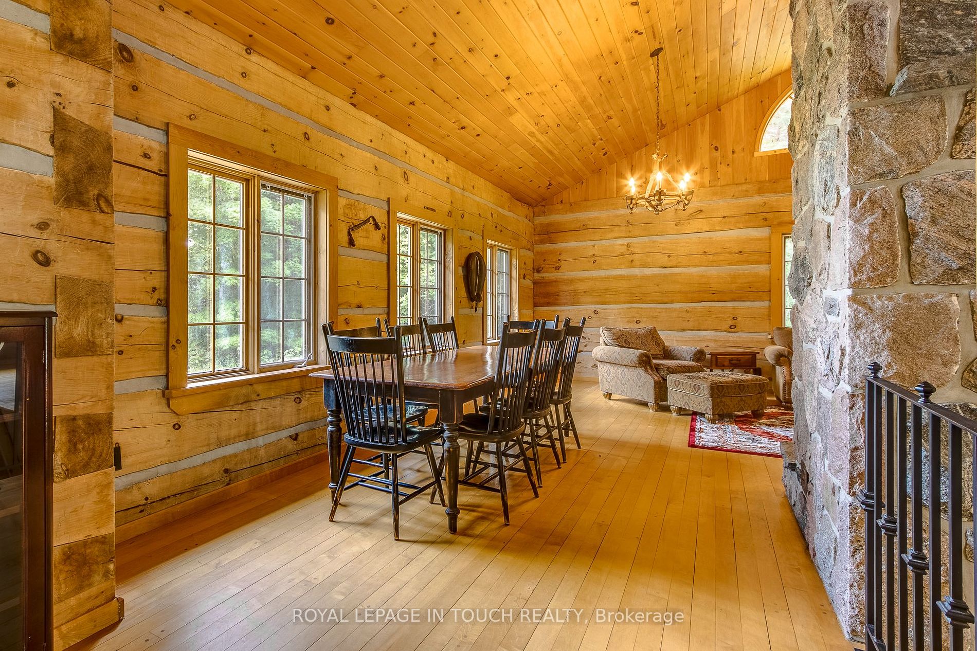 Listing S6782558 - Large Photo # 15