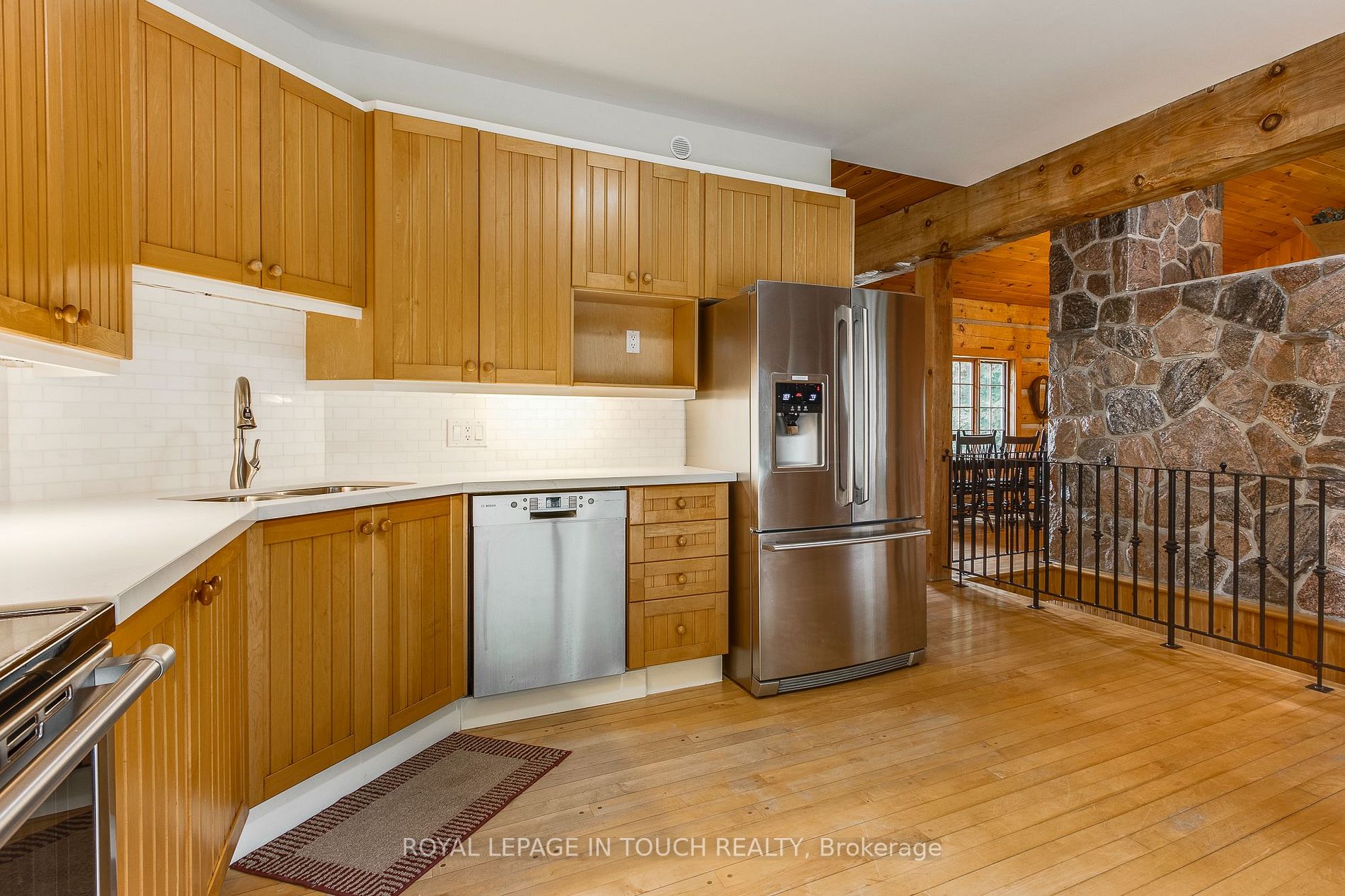 Listing S6782558 - Large Photo # 12